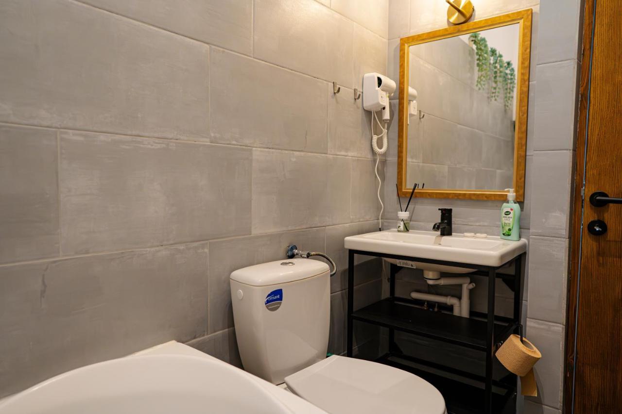 Old Town Jacuzzi Studio Bucareste Exterior foto
